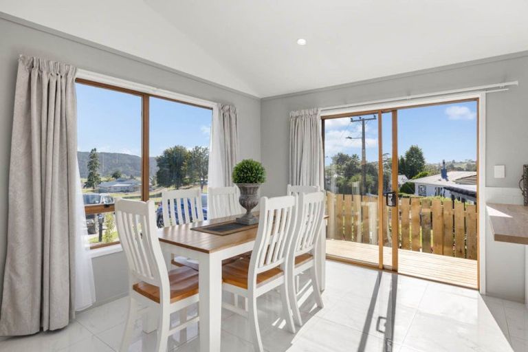 Photo of property in 51b Albert Street, Kawakawa, 0210