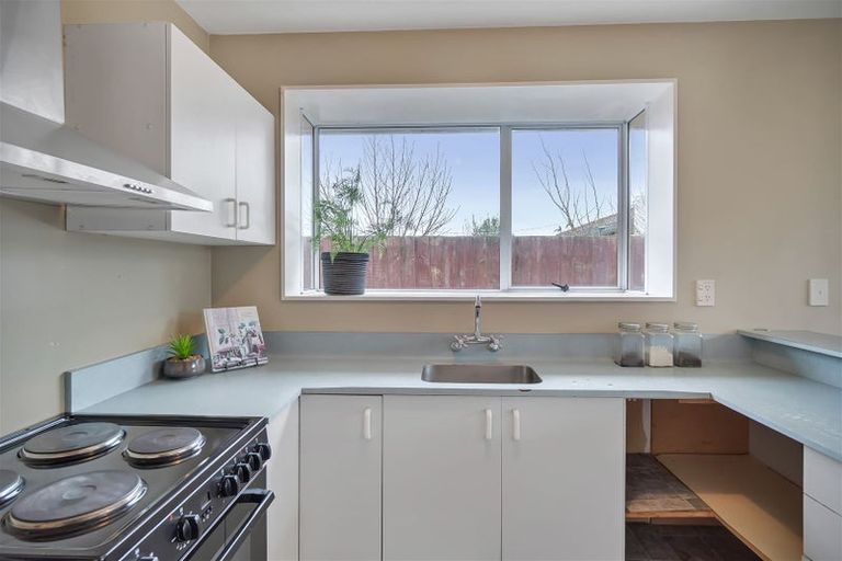Photo of property in 40 Wilson Street, Islington, Christchurch, 8042