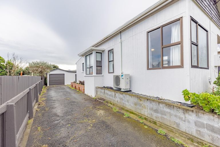 Photo of property in 9 Manuka Street, Castlecliff, Whanganui, 4501