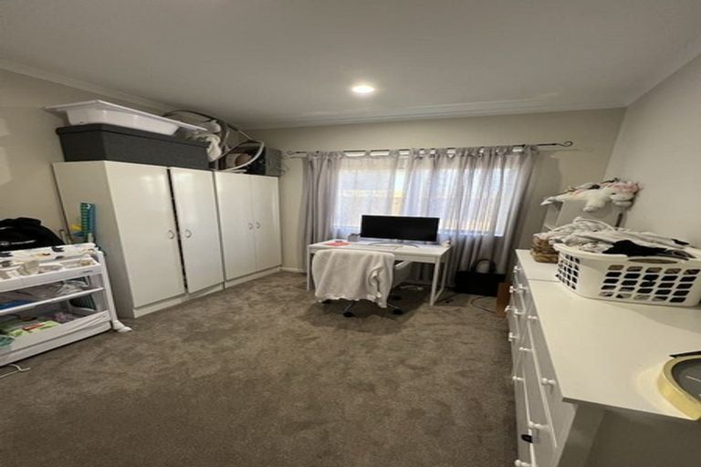 Photo of property in 9 Cloonlyon Drive, Flat Bush, Auckland, 2019