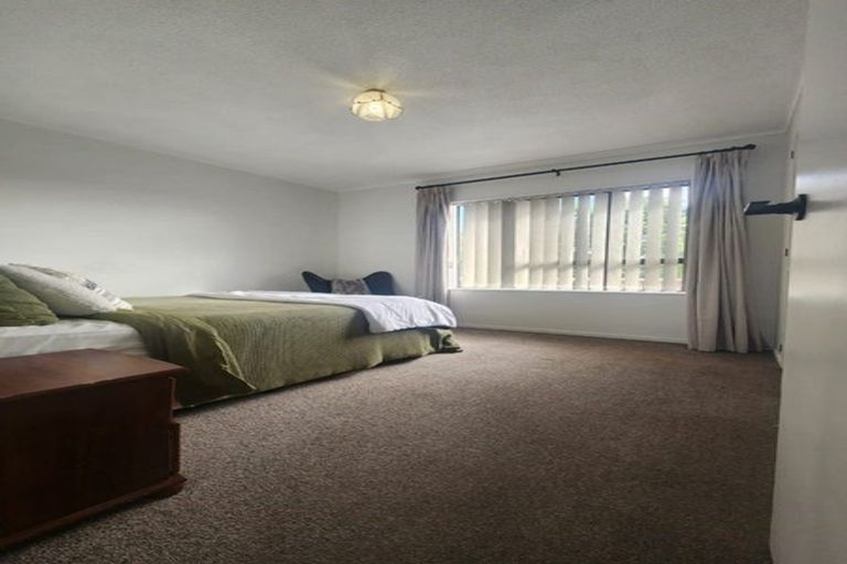 Photo of property in 11 Lorelei Place, Opaheke, Papakura, 2113