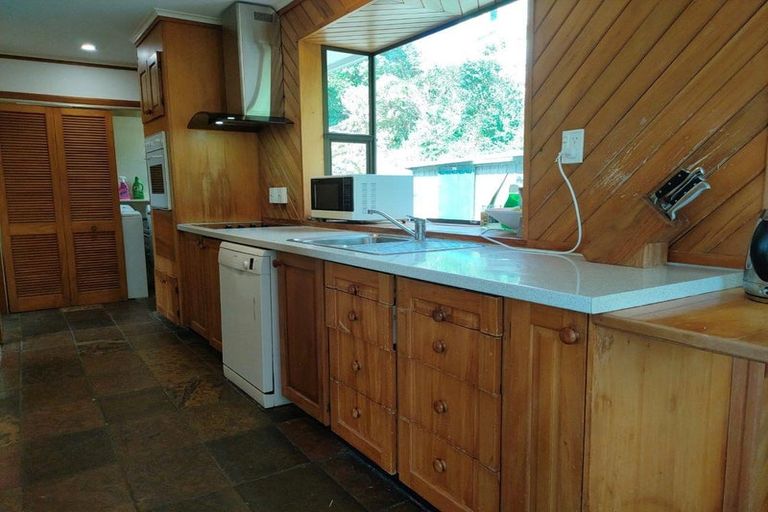 Photo of property in 8b Cam Street, Island Bay, Wellington, 6023