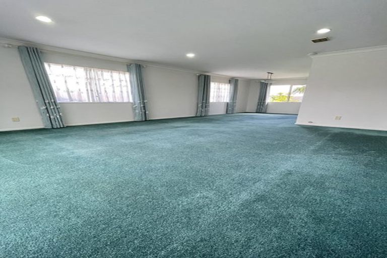 Photo of property in 7 Nier Place, East Tamaki Heights, Auckland, 2016