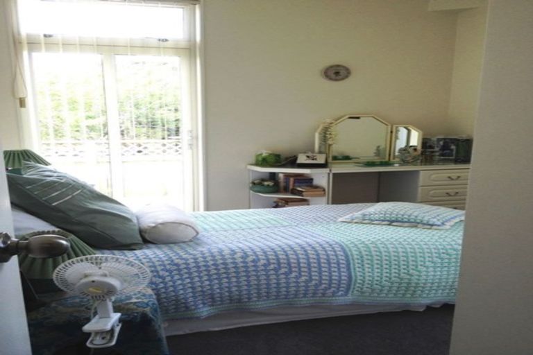 Photo of property in 2 Merlot Lane, Pukekohe, 2120