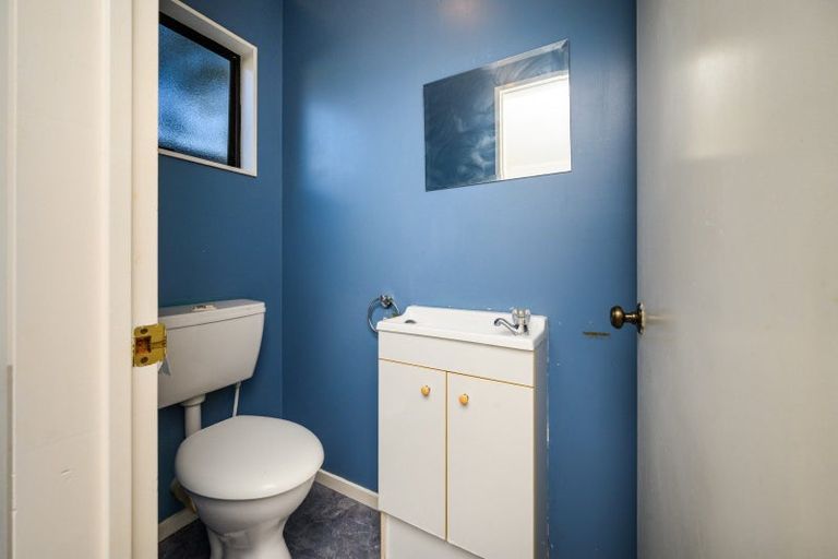 Photo of property in 6 Willowstream Grove, Cloverlea, Palmerston North, 4412