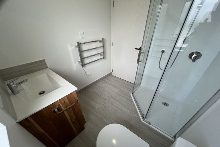 Photo of property in 4/116 Colwill Road, Massey, Auckland, 0614