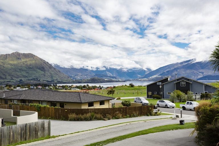 Photo of property in 13b Mataraki Place, Wanaka, 9305