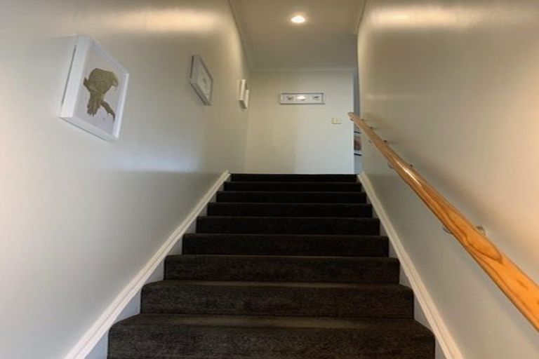 Photo of property in 3/17 Harbour View Road, Te Atatu Peninsula, Auckland, 0610