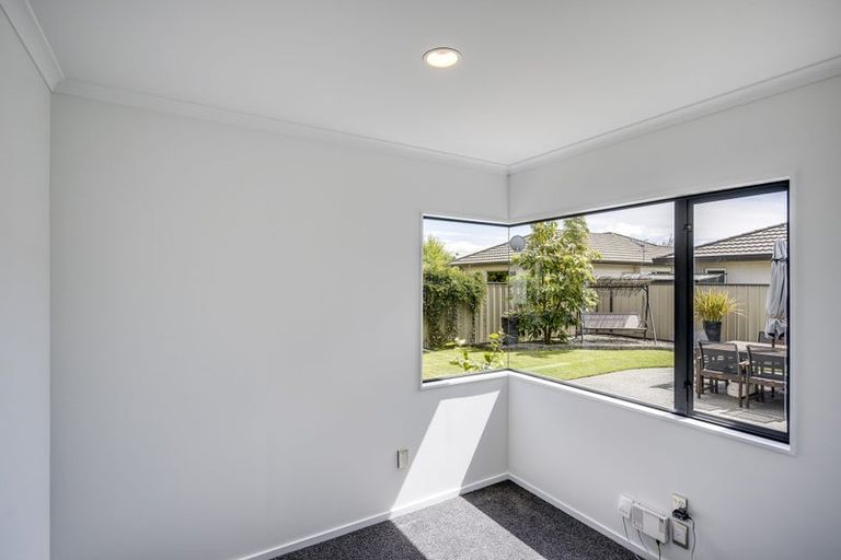 Photo of property in 20 Blythfield Place, Taradale, Napier, 4112