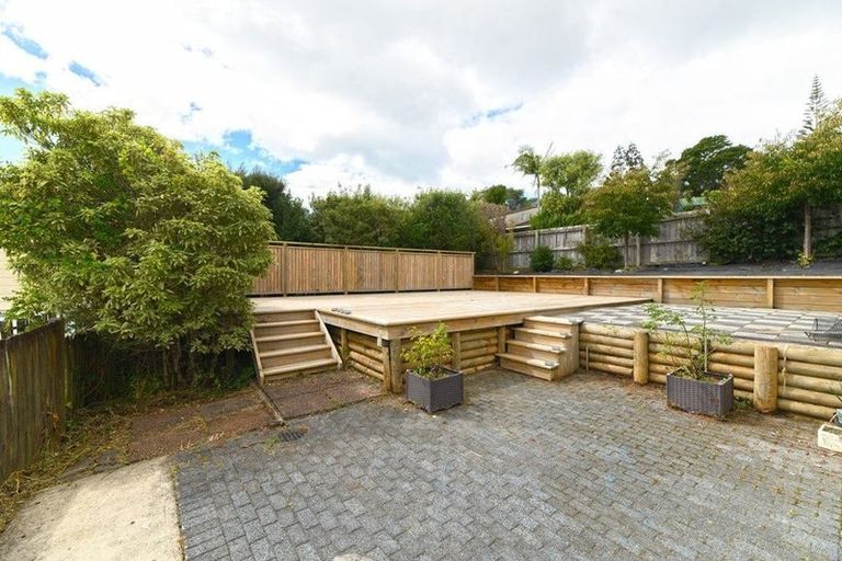 Photo of property in 107 Becroft Drive, Forrest Hill, Auckland, 0620