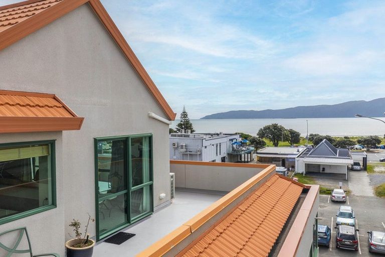 Photo of property in 3b/25 Maclean Street, Paraparaumu Beach, Paraparaumu, 5032