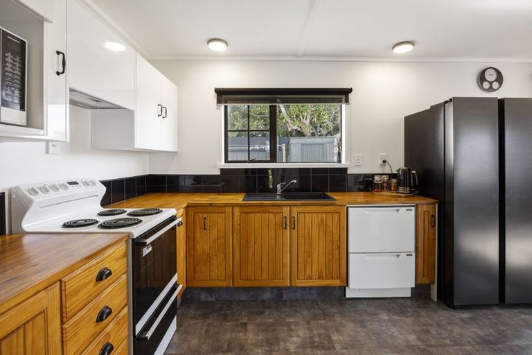 Photo of property in 28 Mccarthy Street, Hawera, 4610