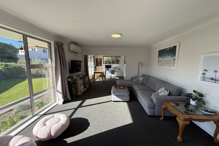 Photo of property in 2/259a Fifield Terrace, Opawa, Christchurch, 8023