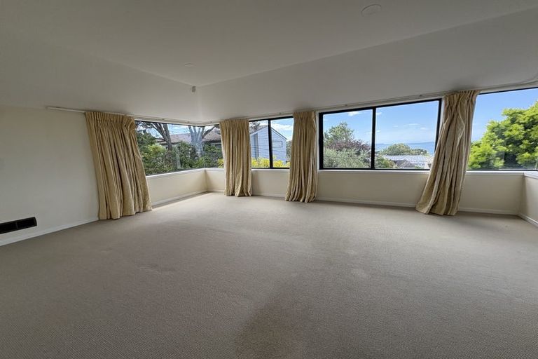 Photo of property in 5 Tiri Road, Takapuna, Auckland, 0620
