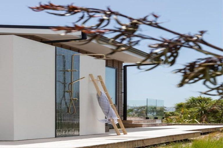 Photo of property in Kotuku Drive, Paraparaumu Beach, Paraparaumu, 5032