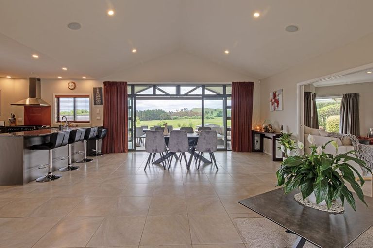 Photo of property in 19 Jg Wilson Drive, Waipukurau, 4281