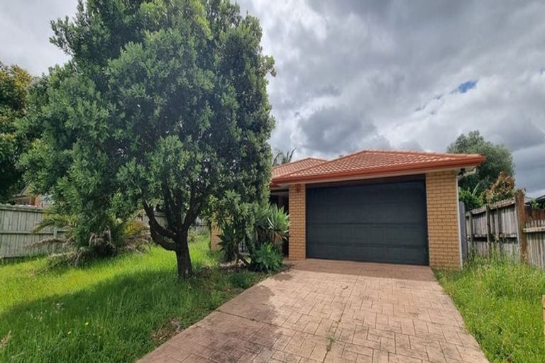 Photo of property in 4 Eastland Road, Flat Bush, Auckland, 2019