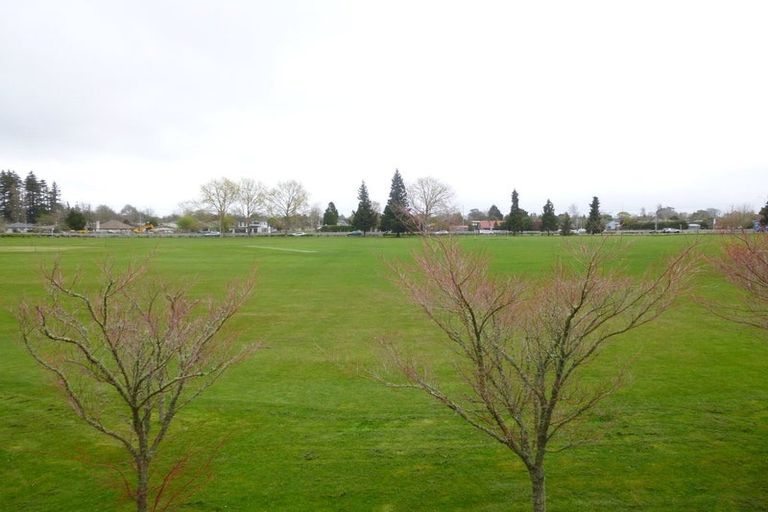Photo of property in 6u9 Page Place, Hamilton East, Hamilton, 3216