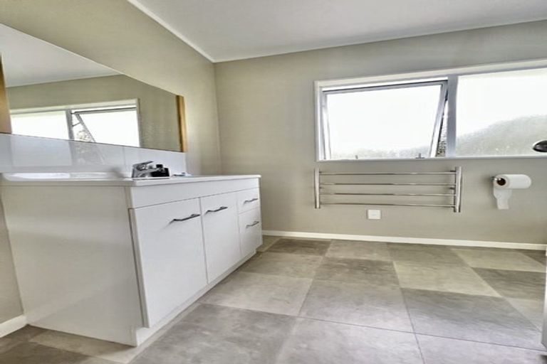 Photo of property in 37 Nicholas Road, Somerville, Auckland, 2014