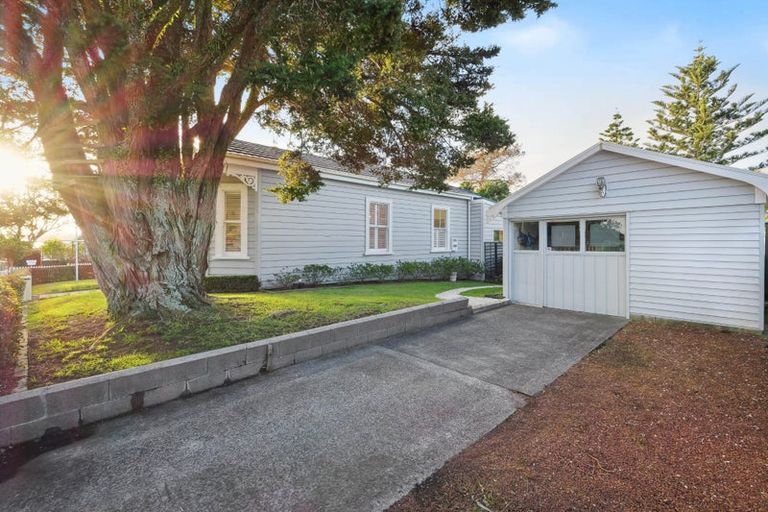 Photo of property in 43 Drake Street, Howick, Auckland, 2014