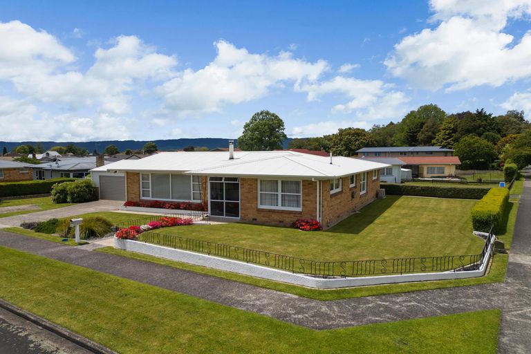 Photo of property in 1 Kauri Crescent, Matamata, 3400