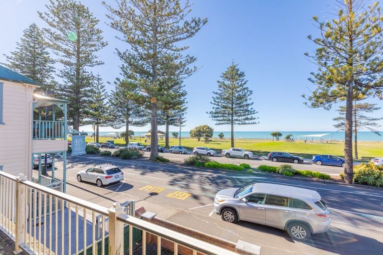 Photo of property in 419 Marine Parade, Napier South, Napier, 4110