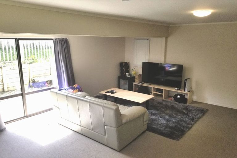 Photo of property in 2 Corric Hill, Torbay, Auckland, 0630