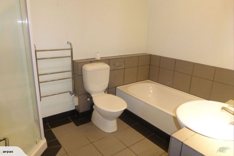 Photo of property in Pirie Street Townhouses, 28/35u Pirie Street, Mount Victoria, Wellington, 6011