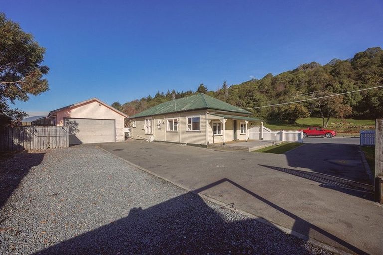 Photo of property in 3 Torquay Street, Abbotsford, Dunedin, 9018