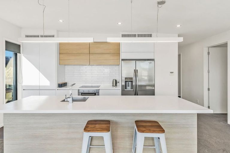 Photo of property in 4/275 Kilmore Street, Christchurch Central, Christchurch, 8011
