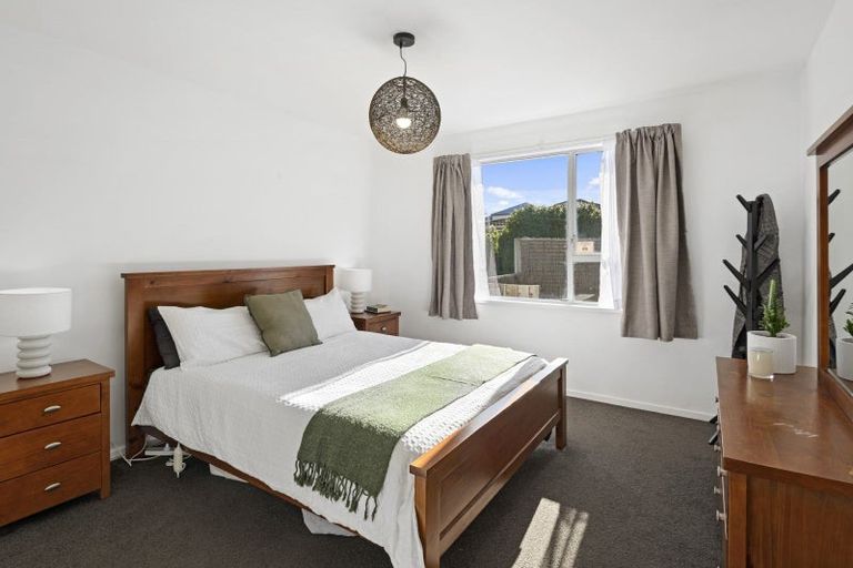 Photo of property in 2/34 Picton Avenue, Riccarton, Christchurch, 8011