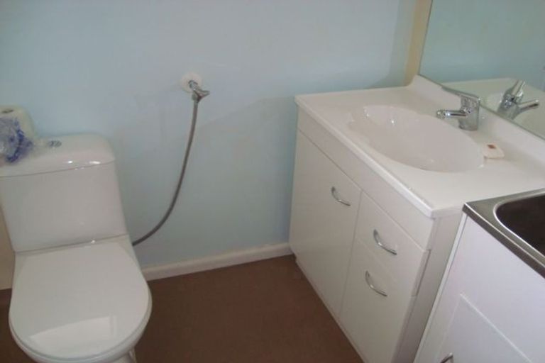 Photo of property in 20 Cadogan Street, Sydenham, Christchurch, 8023