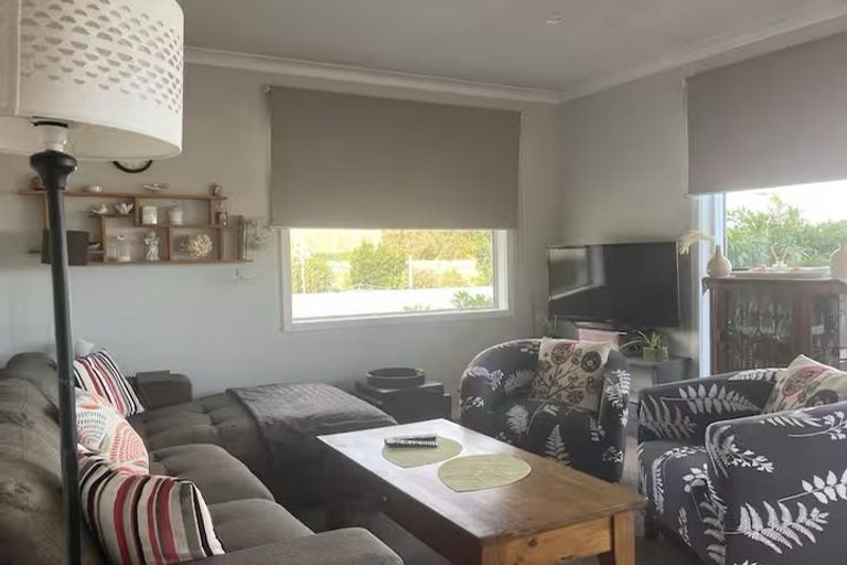 Photo of property in 10 Tirimoana Place, Te Awanga, 4102