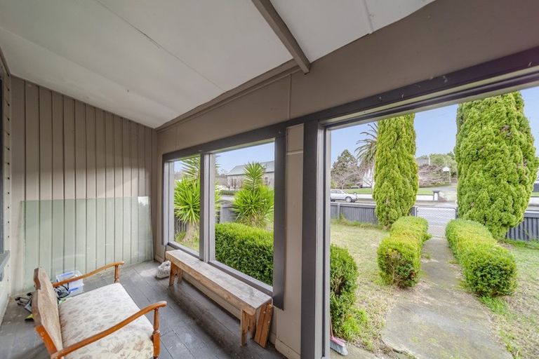 Photo of property in 51 Waverley Street, Waipawa, 4210