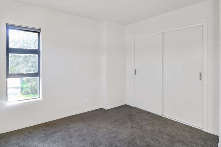 Photo of property in 1/489 Riverside Drive, Fairfield, Lower Hutt, 5011