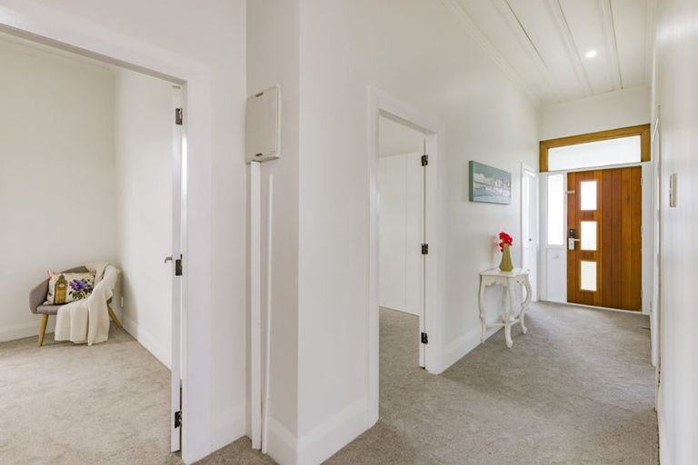 Photo of property in 32 Hunua Road, Papakura, 2110