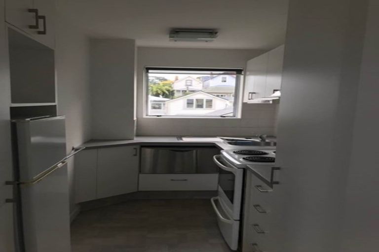 Photo of property in Windsor Court, 340u7 Tinakori Road, Thorndon, Wellington, 6011