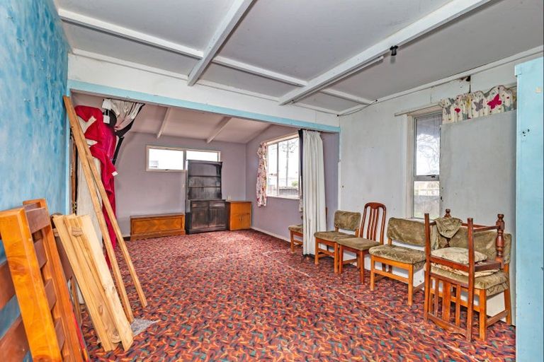 Photo of property in 40 Mako Mako Road, Levin, 5510