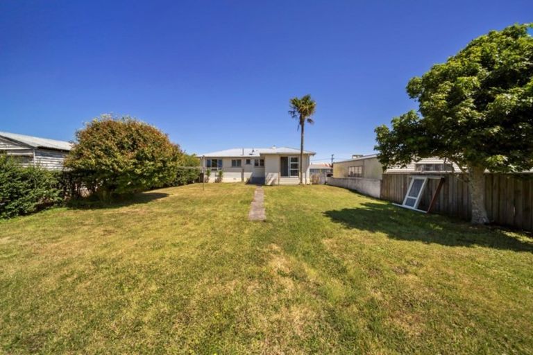 Photo of property in 130 Miranda Street, Stratford, 4332