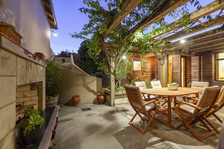 Photo of property in 111 Ngarara Road, Waikanae, 5036