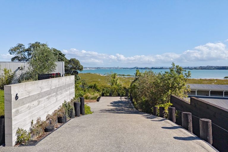 Photo of property in 6a Pine Ridge Terrace, Hauraki, Auckland, 0622
