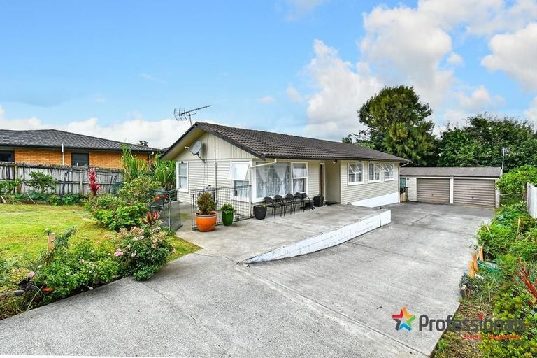 Photo of property in 25 Lachlan Place, Favona, Auckland, 2024