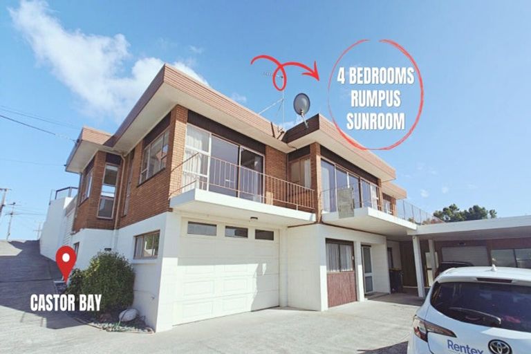 Photo of property in 149 East Coast Road, Castor Bay, Auckland, 0620