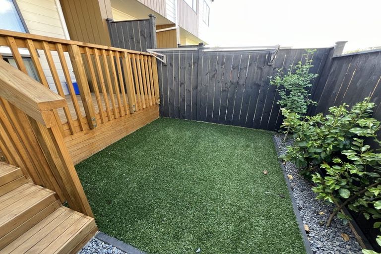 Photo of property in 1c Deering Place, Papatoetoe, Auckland, 2025