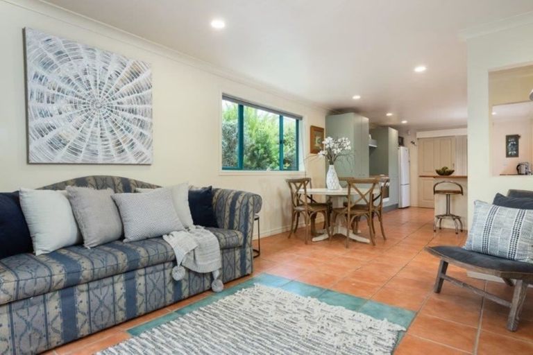 Photo of property in 99a Simpson Road, Papamoa Beach, Papamoa, 3118