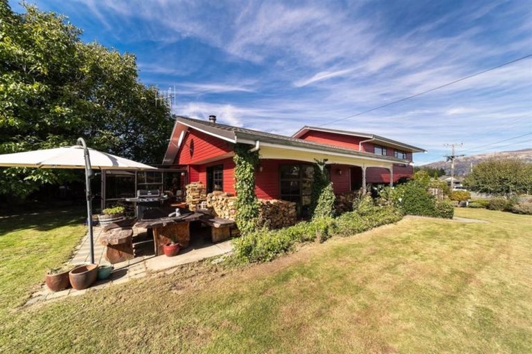 Photo of property in 11 Matai Road, Wanaka, 9305