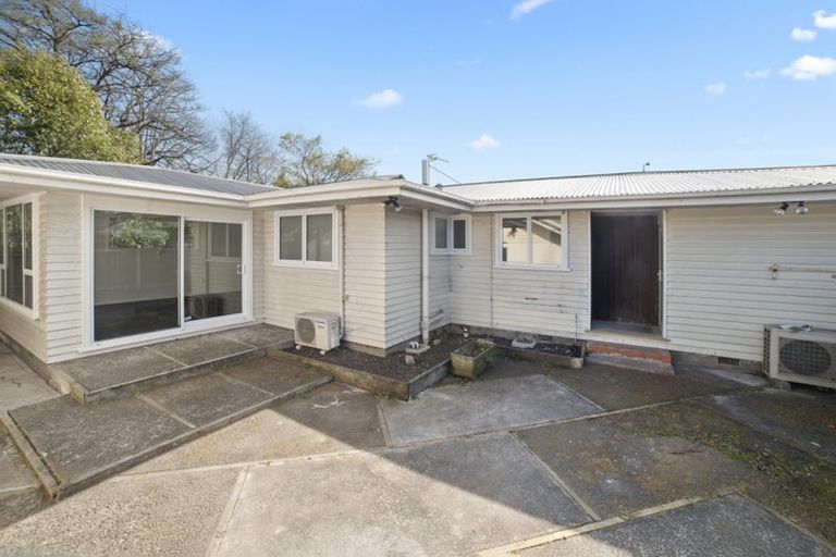 Photo of property in 2/60 Grahams Road, Burnside, Christchurch, 8041