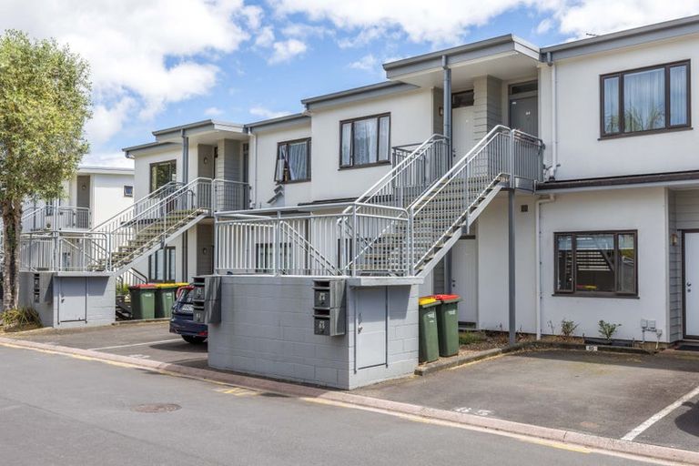 Photo of property in The Grange, 82/92 Bush Road, Albany, Auckland, 0632