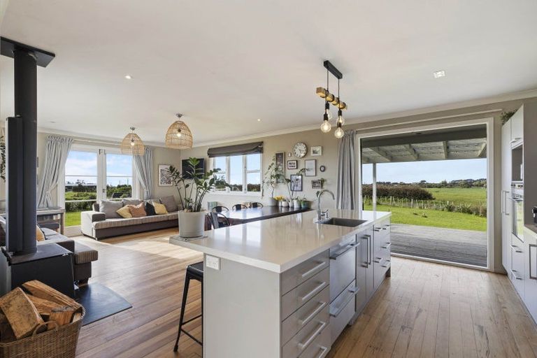 Photo of property in 90 Hoani Road, Okato, New Plymouth, 4381