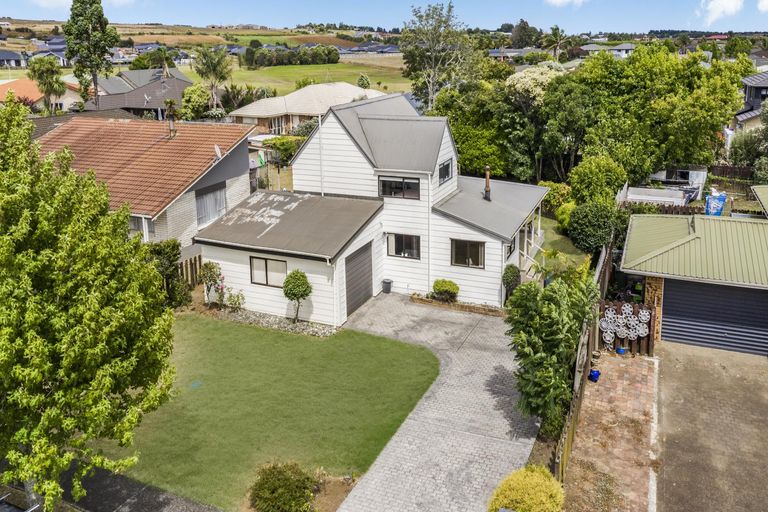 Photo of property in 15 Green Lane, Pukekohe, 2120